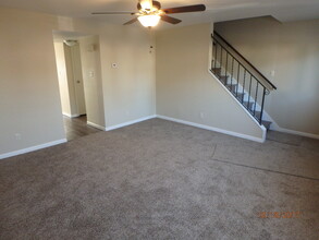 524 Adrian Ct in Brookville, OH - Building Photo - Building Photo