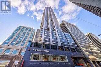 395-3395 Bloor St E in Toronto, ON - Building Photo - Building Photo