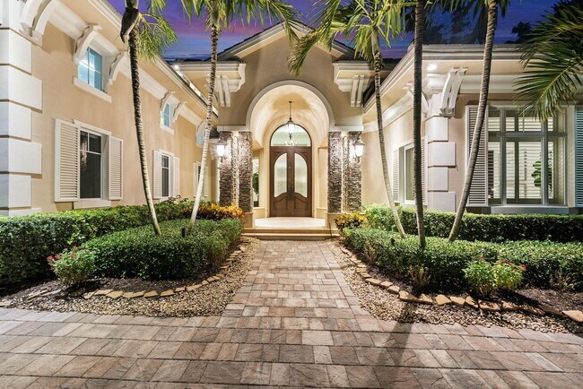 2101 NW 19th Way in Boca Raton, FL - Building Photo - Building Photo