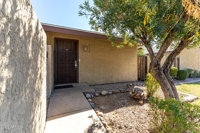 property at 911 S Hacienda Dr