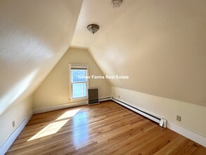 189 Beacon St, Unit 3 in Somerville, MA - Foto de edificio - Building Photo