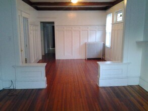 811 Myrtle Ave, Unit 2 in Albany, NY - Foto de edificio - Building Photo