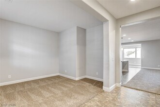 7116 Boomer Beach St in Las Vegas, NV - Building Photo - Building Photo