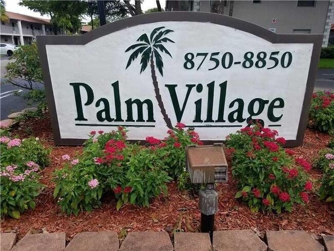8750 Royal Palm Blvd, Unit 106 in Coral Springs, FL - Building Photo - Building Photo
