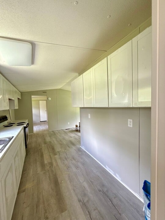 374 James St in Ailey, GA - Building Photo