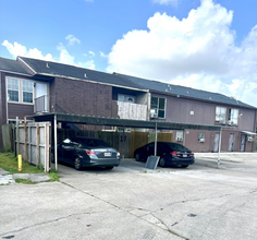 8807 Bissonnet St in Houston, TX - Building Photo - Primary Photo