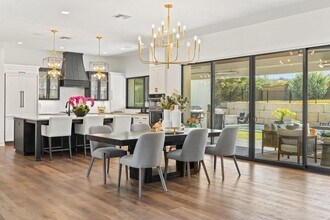 223 Golden Bear Dr in Lakeway, TX - Building Photo - Building Photo