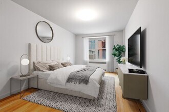 305 W 52nd St in New York, NY - Building Photo - Building Photo