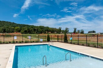 The Enclave at Trailhead in Huntsville, AL - Foto de edificio - Building Photo