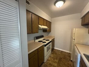 Hillside Apartments in Bowling Green, KY - Foto de edificio - Interior Photo