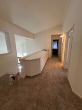 8725 Goldy Glen Way in Elk Grove, CA - Foto de edificio - Building Photo