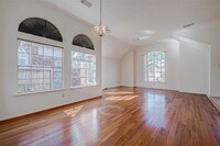 7030 River Garden Dr in Houston, TX - Building Photo - Building Photo