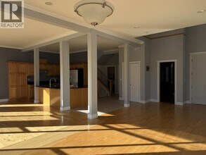 2065 Berkshire Crescent in Coquitlam, BC - Building Photo - Building Photo