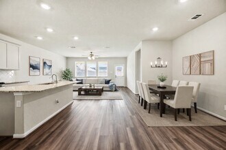 101 Sea Glass Cv in Katy, TX - Building Photo - Building Photo