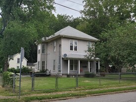 1605 N Missouri Ave in Springfield, MO - Building Photo