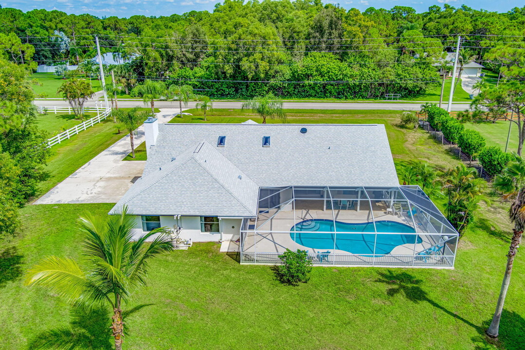 12168 Sandy Run Rd in Jupiter, FL - Building Photo