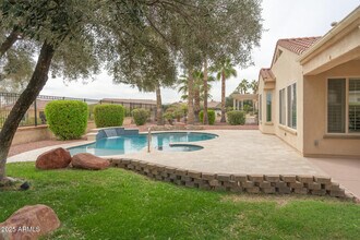 13417 W La Vina Dr in Sun City West, AZ - Building Photo - Building Photo