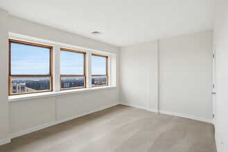 West End Place in Lancaster, PA - Building Photo - Building Photo