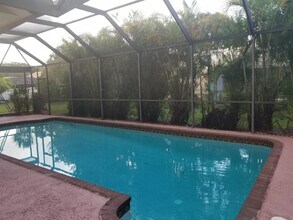 4115 NW 70th Way in Coral Springs, FL - Building Photo - Building Photo