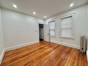 480 Ashmont St, Unit 1 in Boston, MA - Building Photo - Building Photo