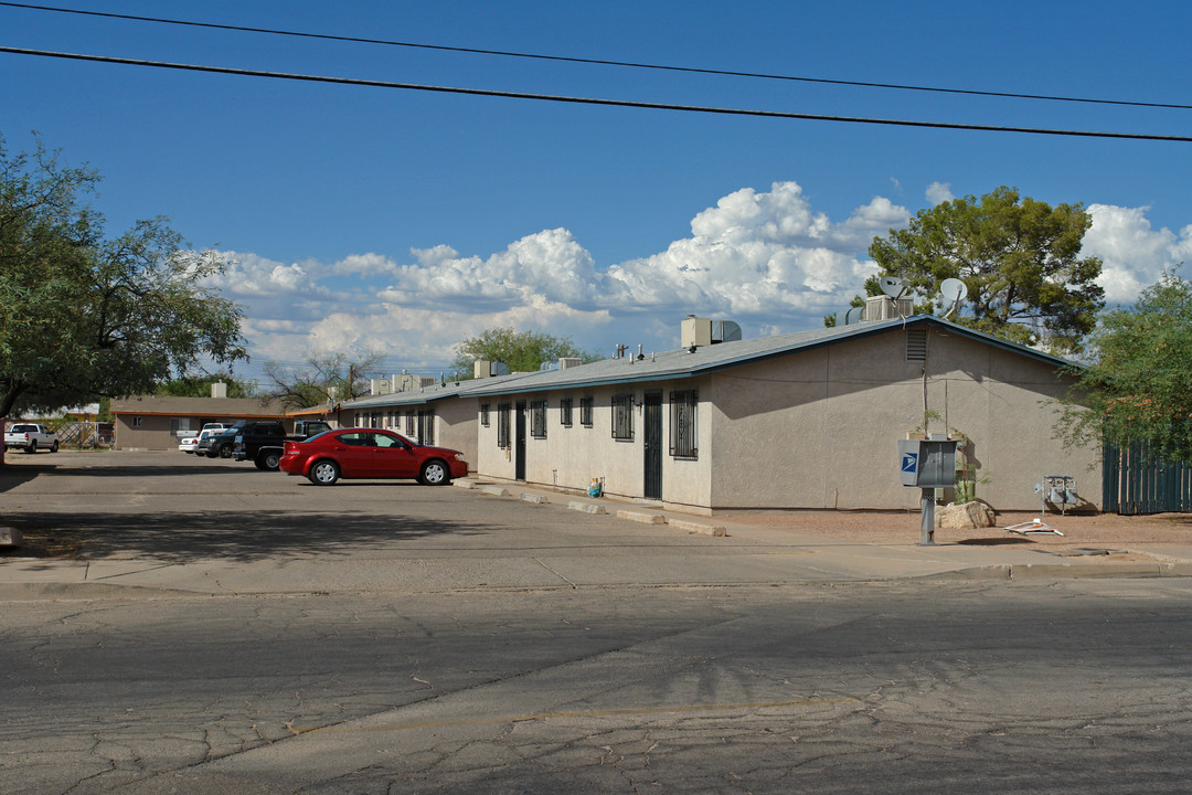 120-134 W Nebraska in Tucson, AZ - Building Photo