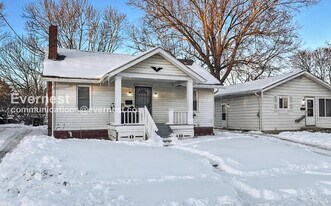 1093 Georgia Ave in Akron, OH - Building Photo