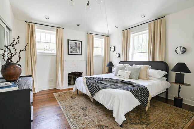 982 Wylie St SE-Unit -ID1049119P in Atlanta, GA - Building Photo - Building Photo