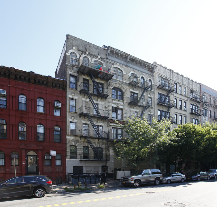 281 Division Ave in Brooklyn, NY - Foto de edificio