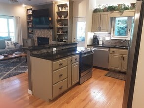 71 Wilcox Dr in Lake Junaluska, NC - Building Photo - Building Photo