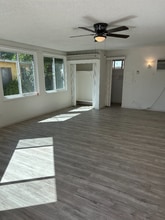633 N Orchard Dr in Burbank, CA - Building Photo - Building Photo