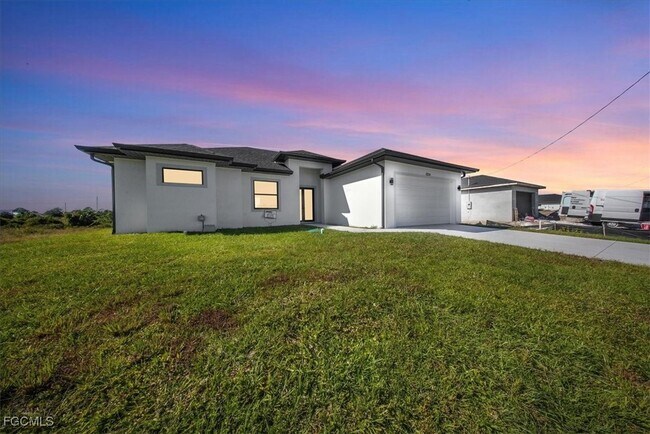 1024 Halby Ave S in Lehigh Acres, FL - Building Photo - Building Photo