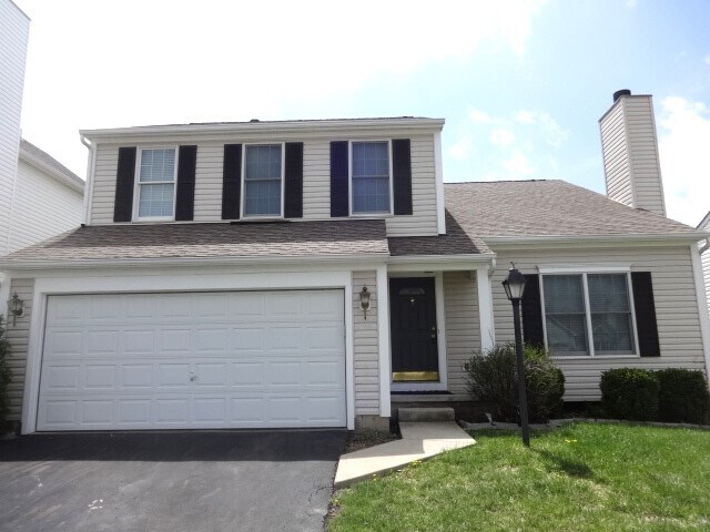 7793 Waggoner Chase Blvd in Blacklick, OH - Foto de edificio