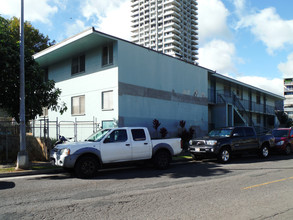 827 Waiaka Rd in Honolulu, HI - Building Photo - Building Photo