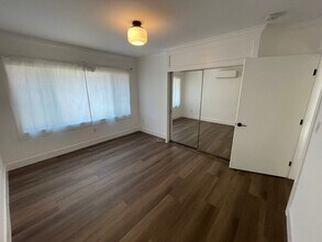 1302 N Mariposa Ave, Unit 1304 N Mariposa Ave in Los Angeles, CA - Foto de edificio - Building Photo