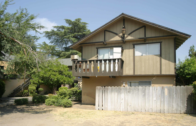 Swiss Colony Apartments in Fresno, CA - Building Photo - Building Photo