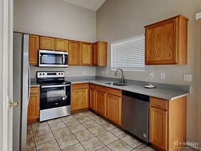 30610 N Coral Bean Dr in Queen Creek, AZ - Building Photo - Building Photo