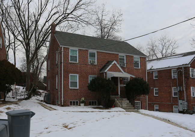 8107 Greenwood Ave in Takoma Park, MD - Building Photo - Building Photo