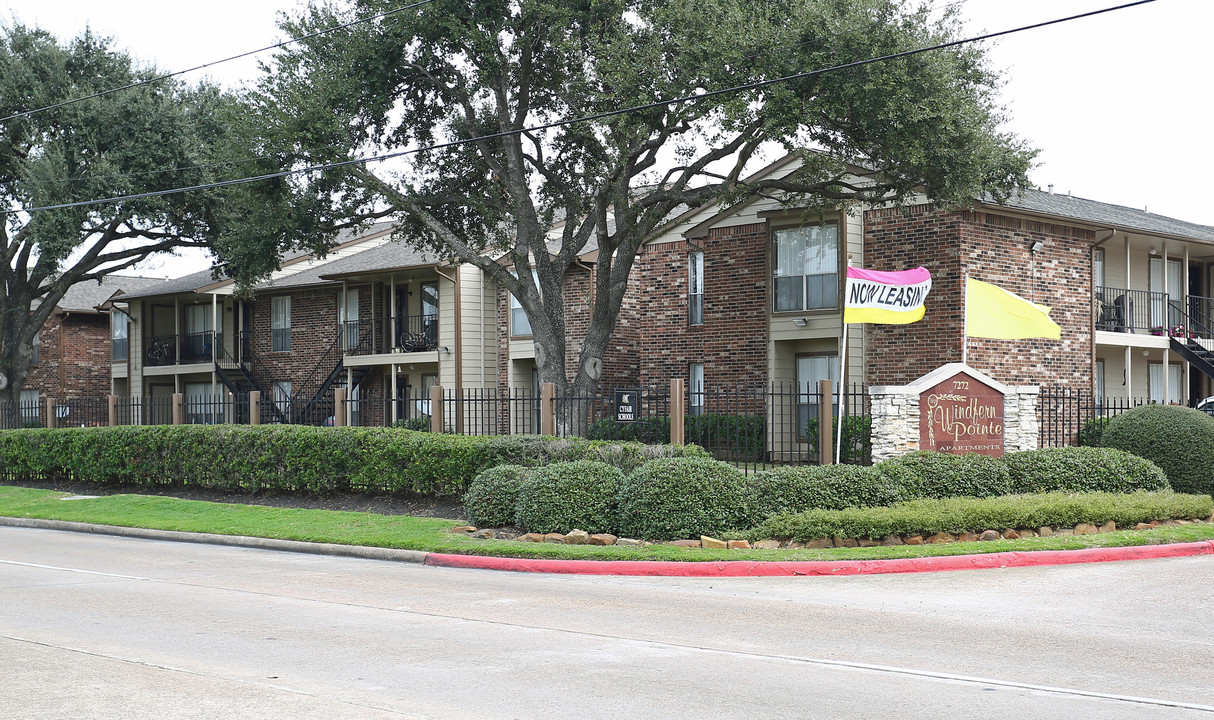 Windfern Pointe Apartments in Houston, TX - Foto de edificio