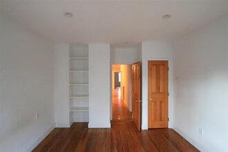 187 Brookline St in Cambridge, MA - Building Photo - Building Photo