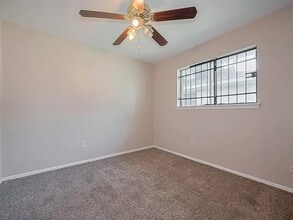 3619 Kilkenny Dr in Houston, TX - Foto de edificio - Building Photo