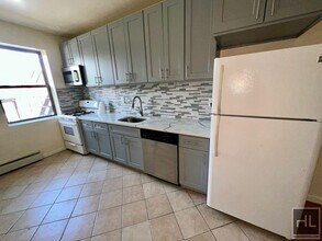 5BR 1BA Historic Commerical Residential Zo in Brooklyn, NY - Building Photo - Building Photo