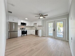 13299 3rd St E in Madeira Beach, FL - Building Photo - Building Photo