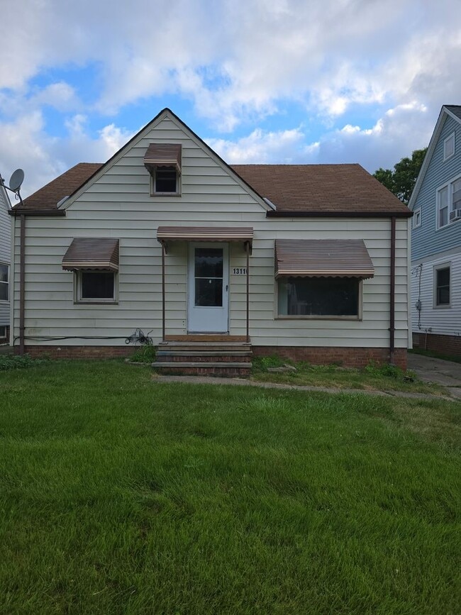 property at 13116 Harold Ave