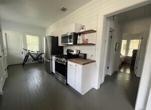 3013 West Ave in Austin, TX - Building Photo - Building Photo