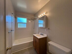 5671 El Arado Wy in Sacramento, CA - Building Photo - Building Photo