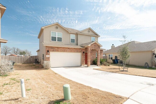 556 Long Leaf Dr in New Braunfels, TX - Building Photo - Building Photo