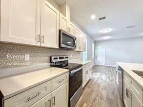 814 W Miller St in Orlando, FL - Building Photo - Building Photo
