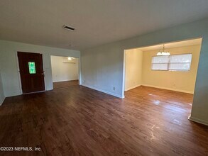 2131 Goltare Dr in Jacksonville, FL - Building Photo - Building Photo