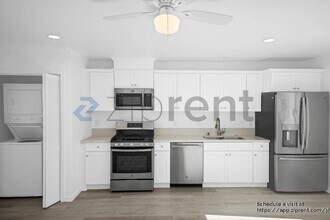 11536 Otsego St in Los Angeles, CA - Building Photo - Building Photo