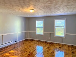 1-7 Old Mendon Street, Unit Unit 3C in Blackstone, MA - Foto de edificio - Building Photo